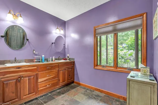 $775,000 | 335 Tucker Trail, Vilas, NC 28692