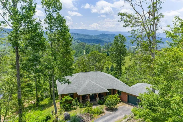 $775,000 | 335 Tucker Trail, Vilas, NC 28692