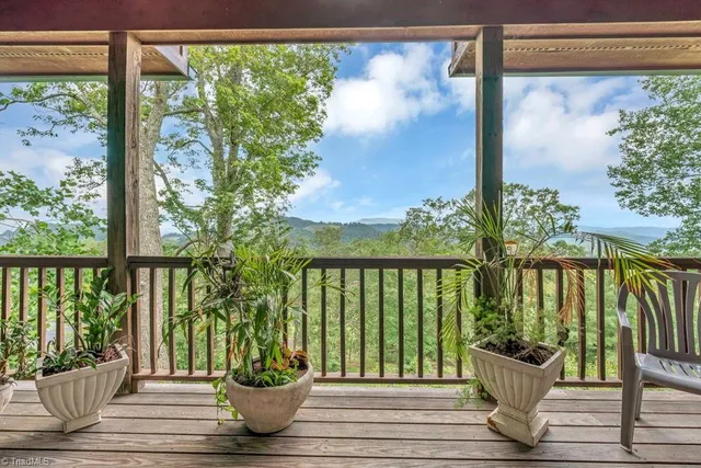 $775,000 | 335 Tucker Trail, Vilas, NC 28692