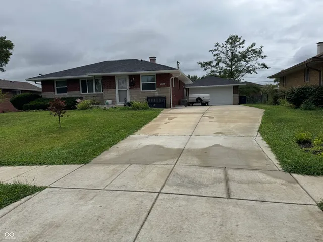 $268,900 | 602 Memorial Drive, Beech Grove, IN 46107