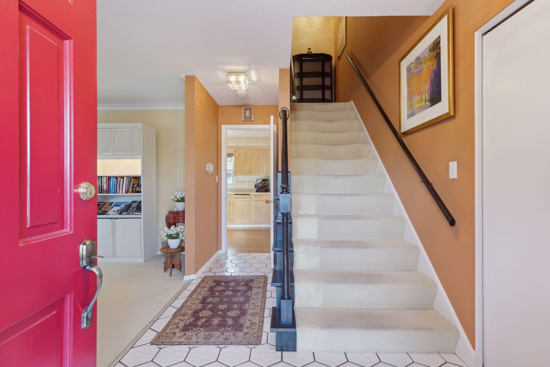 970 Douglas Road Mendota Heights, MN 55118 - Photo 2 of 35 Gallery Image 2