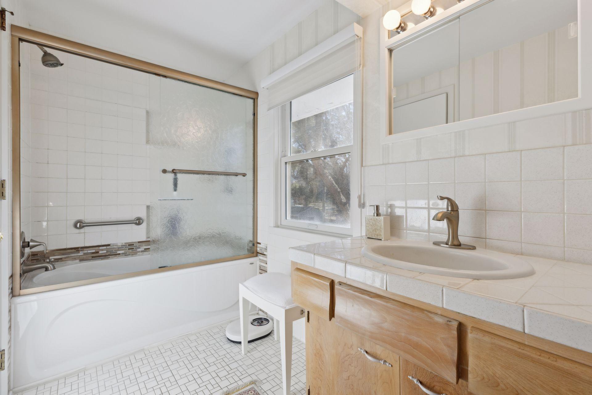 970 Douglas Road Mendota Heights, MN 55118 - Photo 22 of 35 Gallery Image 22