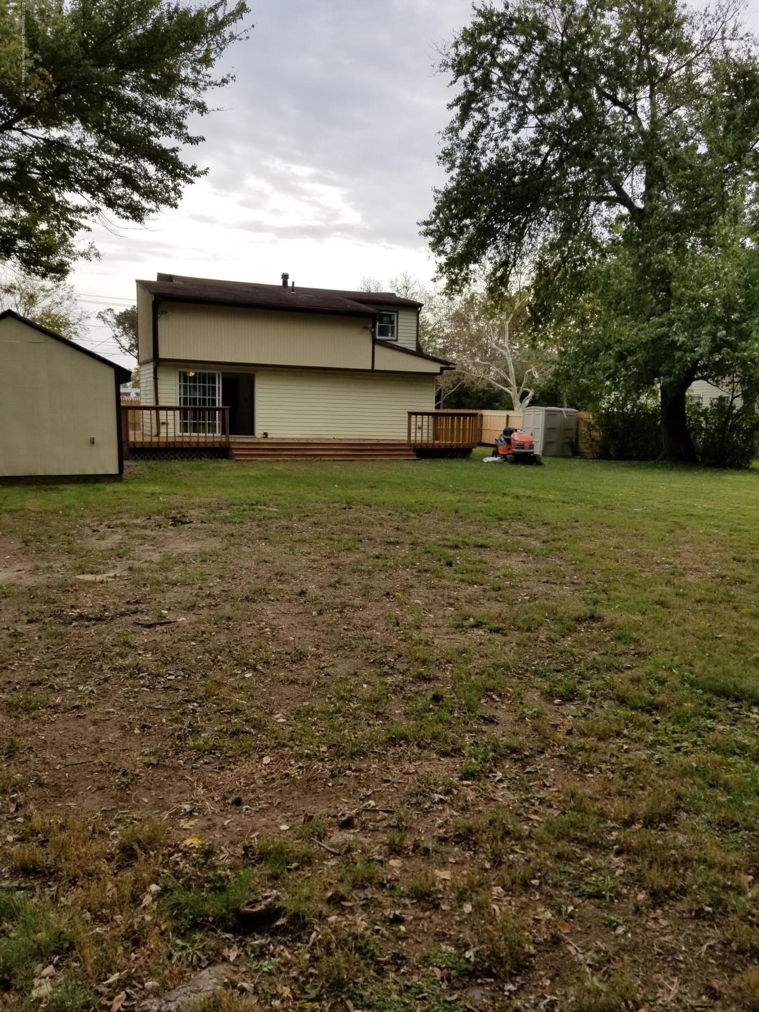 76 Racetrack Road East Brunswick, NJ 08816 - Photo 24 of 27 20171101_160508