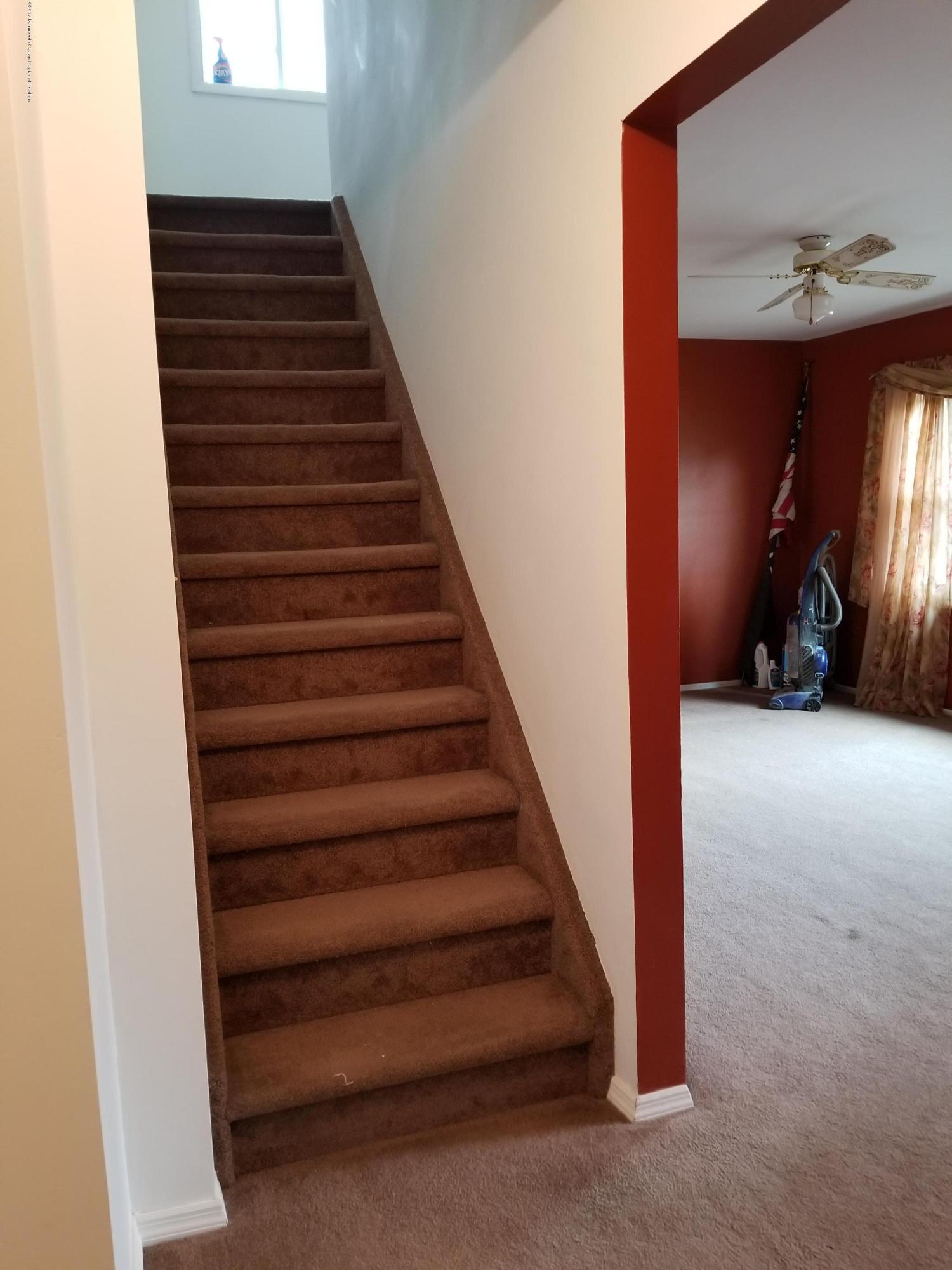 76 Racetrack Road East Brunswick, NJ 08816 - Photo 8 of 27 20171101_155802