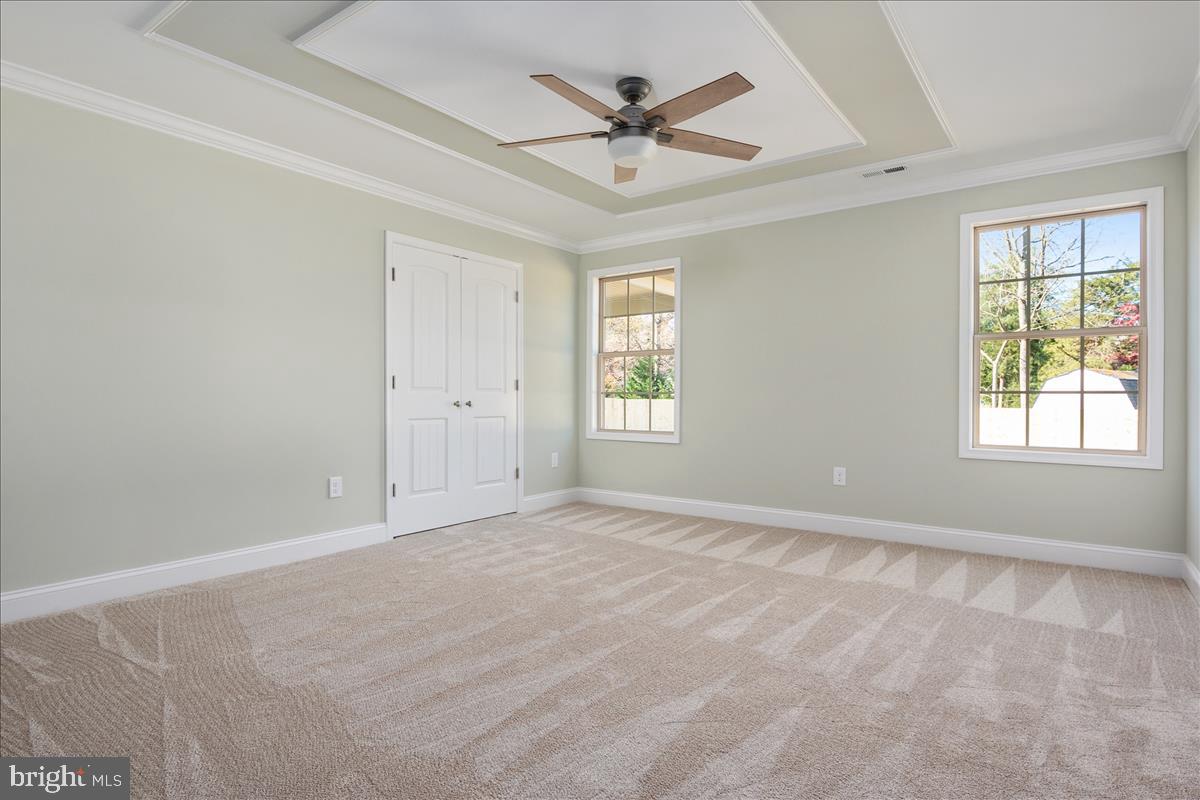 8392 Lockwood Road Pasadena, MD 21122 - Photo 17 of 37 Gallery Image 17