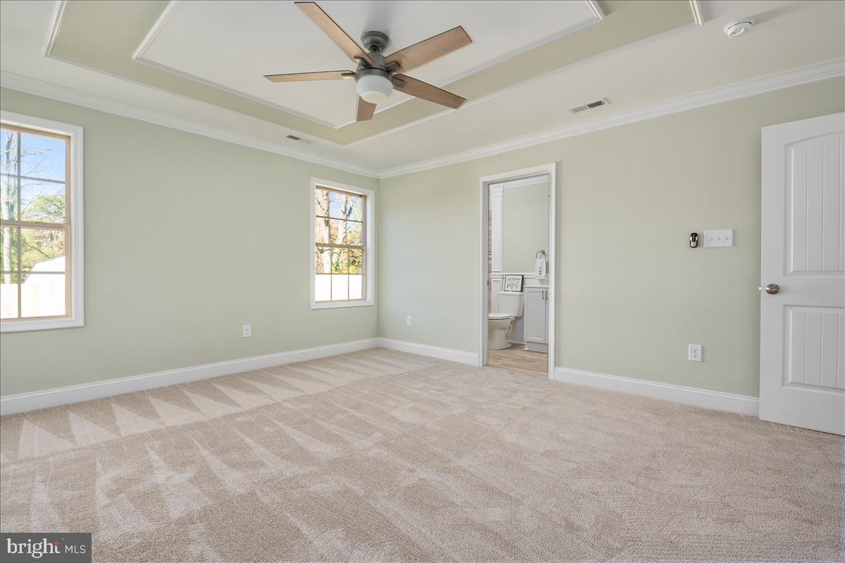 8392 Lockwood Road Pasadena, MD 21122 - Photo 18 of 37 Gallery Image 18
