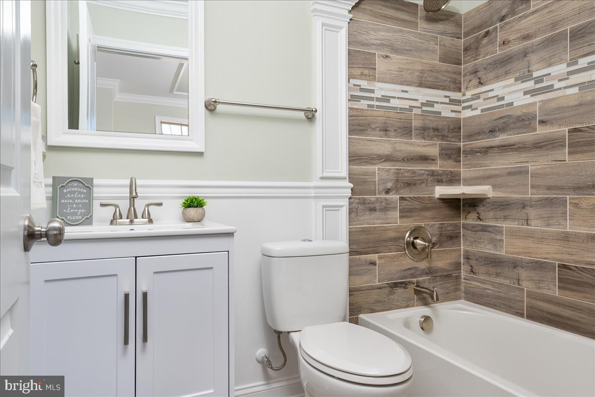 8392 Lockwood Road Pasadena, MD 21122 - Photo 22 of 37 Gallery Image 22