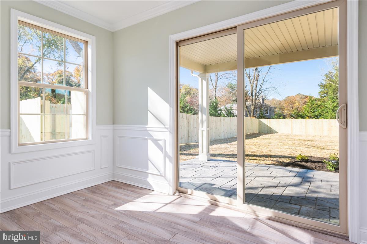 8392 Lockwood Road Pasadena, MD 21122 - Photo 23 of 37 Gallery Image 23