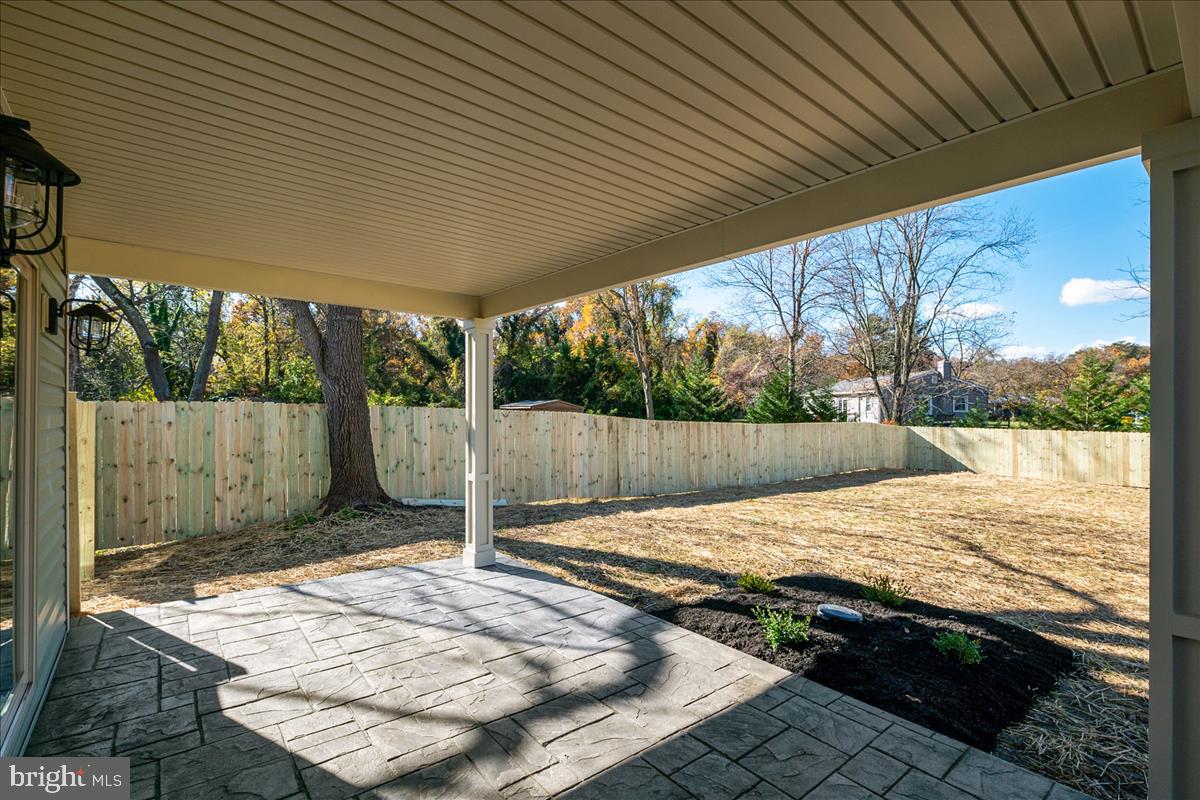 8392 Lockwood Road Pasadena, MD 21122 - Photo 33 of 37 Gallery Image 33