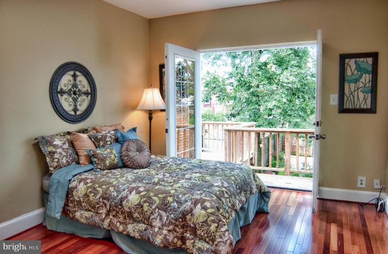 421 15th Street Southeast Washington, DC 20003 - Photo 17 of 30 Bedroom