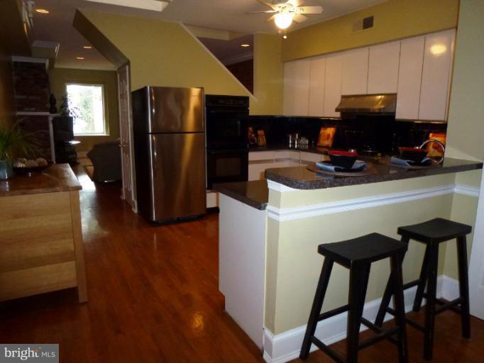 421 15th Street Southeast Washington, DC 20003 - Photo 8 of 30 Kitchen