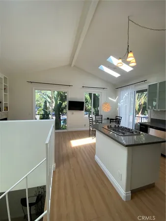 $668,800 | 1348 East Orange Grove Boulevard, Unit 8, Pasadena, CA 91104