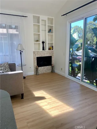 $668,800 | 1348 East Orange Grove Boulevard, Unit 8, Pasadena, CA 91104