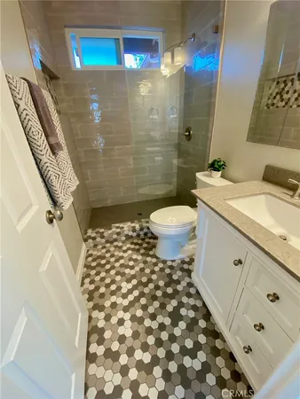 $668,800 | 1348 East Orange Grove Boulevard, Unit 8, Pasadena, CA 91104