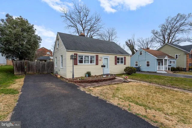 $2,500 | 3134 Dashiell Road, Falls Church, VA 22042