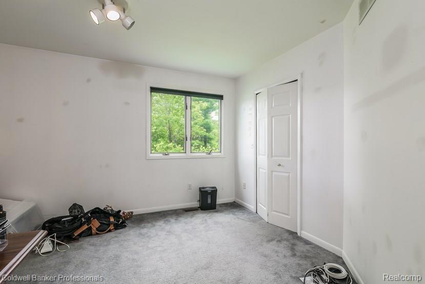 3835 South Livernois Road Rochester Hills, MI 48307 - Photo 15 of 19