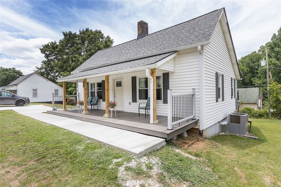 310 West Blue Ridge Street Pendleton, SC 29670 - Photo 38 of 42
