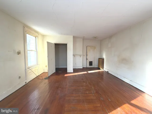 $250,000 | 505 Jennings Street, Beverly, NJ 08010