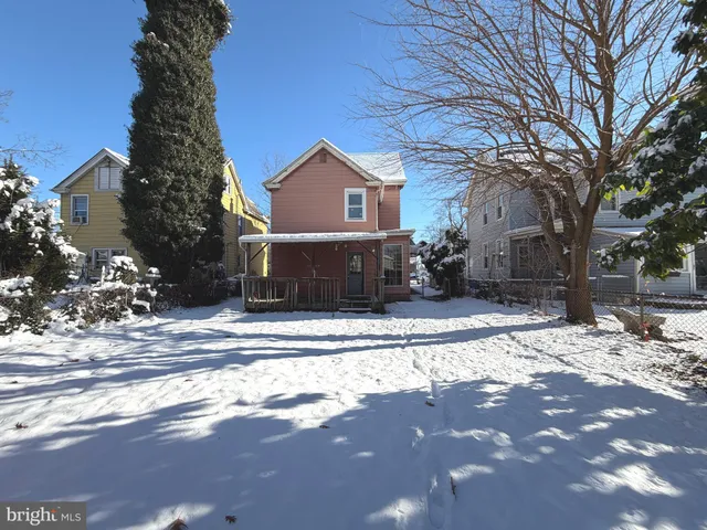 $250,000 | 505 Jennings Street, Beverly, NJ 08010
