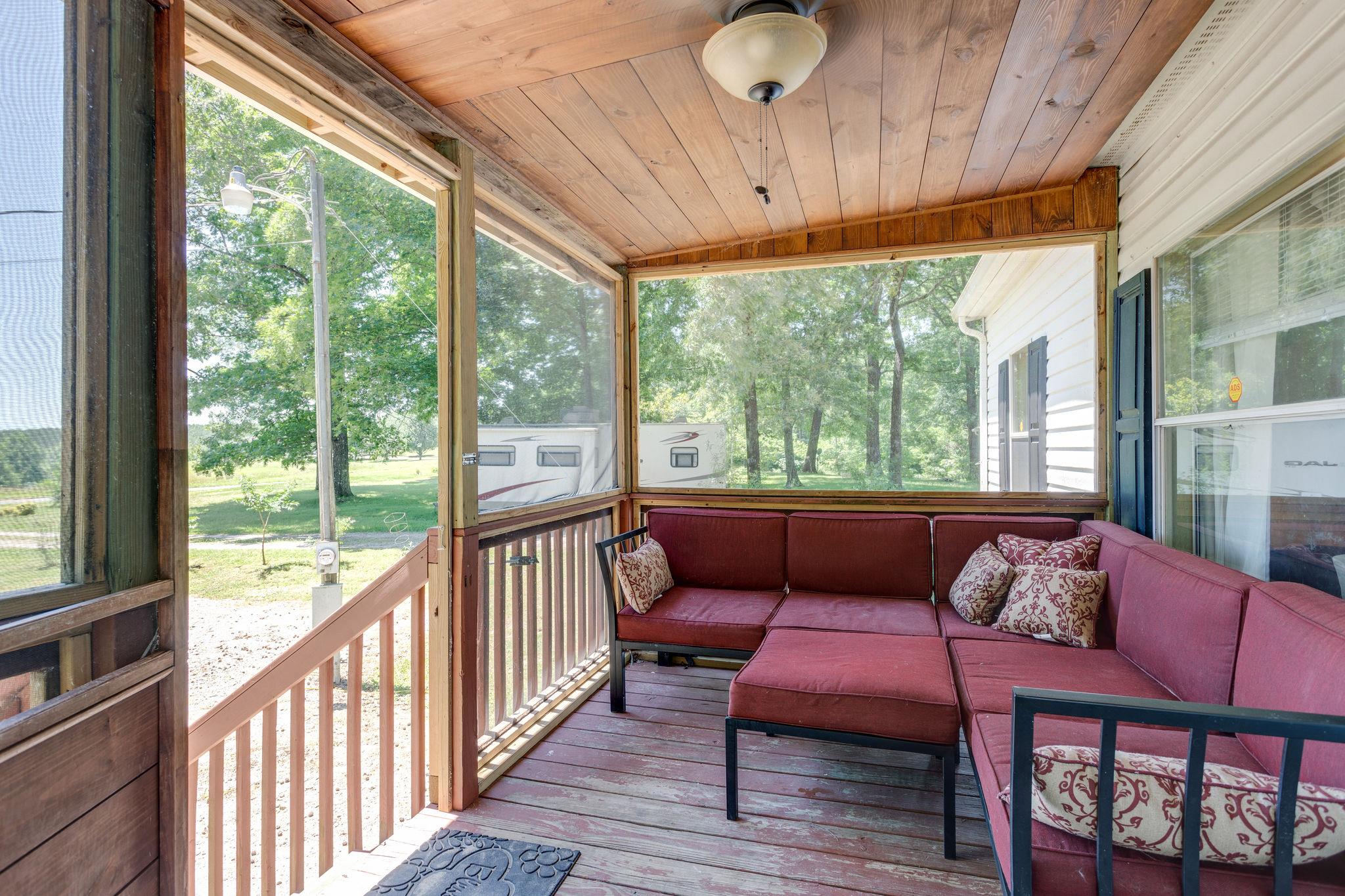 204 Screamer Road Lynnville, TN 38472 - Photo 4 of 18 Gallery Image 4