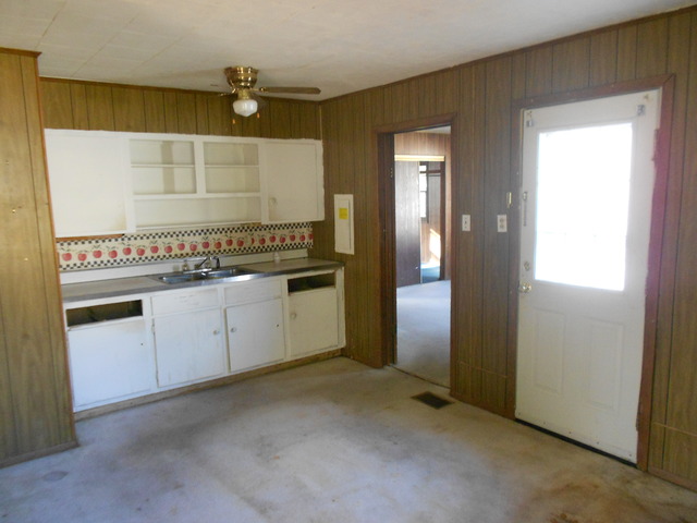 107 Luana Road Joliet, IL 60433 - Photo 15 of 17