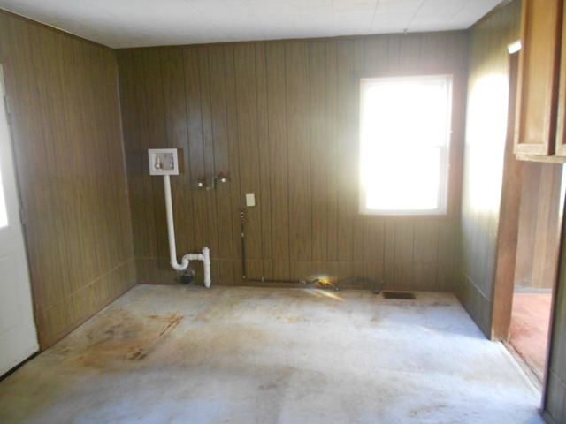 107 Luana Road Joliet, IL 60433 - Photo 16 of 17