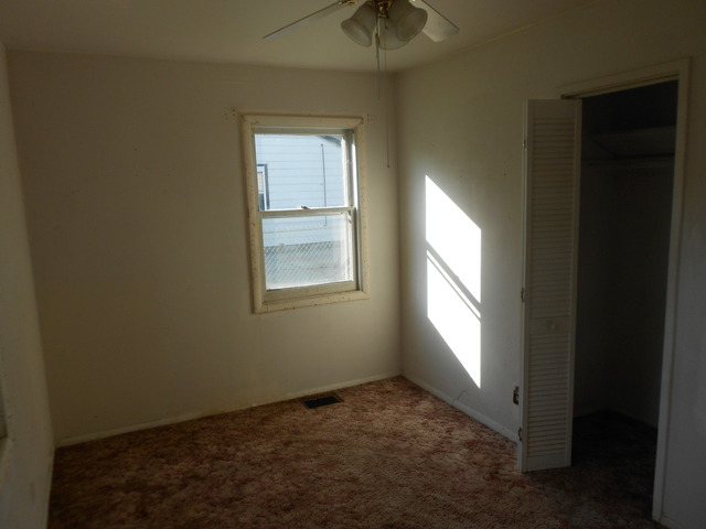 107 Luana Road Joliet, IL 60433 - Photo 7 of 17