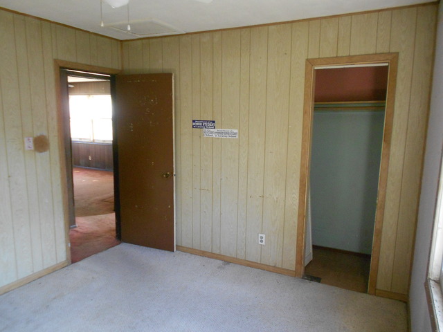 107 Luana Road Joliet, IL 60433 - Photo 10 of 17