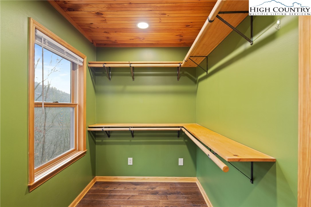 209 Wards Branch Road Sugar Grove, NC 28679 - Photo 15 of 50 Gallery Image 15