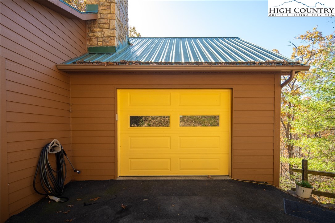 209 Wards Branch Road Sugar Grove, NC 28679 - Photo 27 of 50 Gallery Image 27