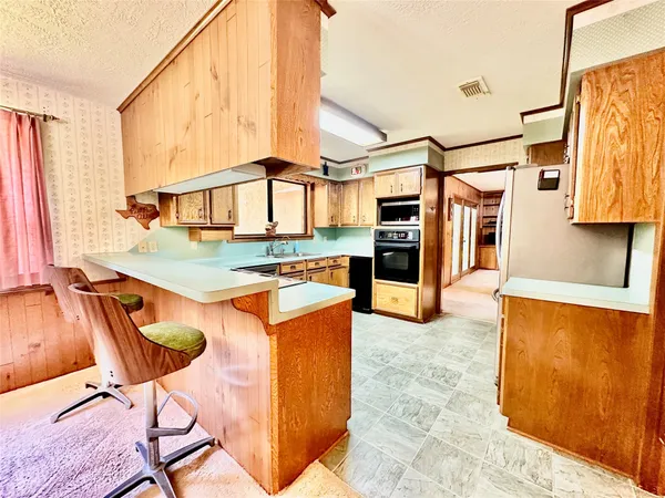 $448,900 | 222 County Road 3085, Colmesneil, TX 75938