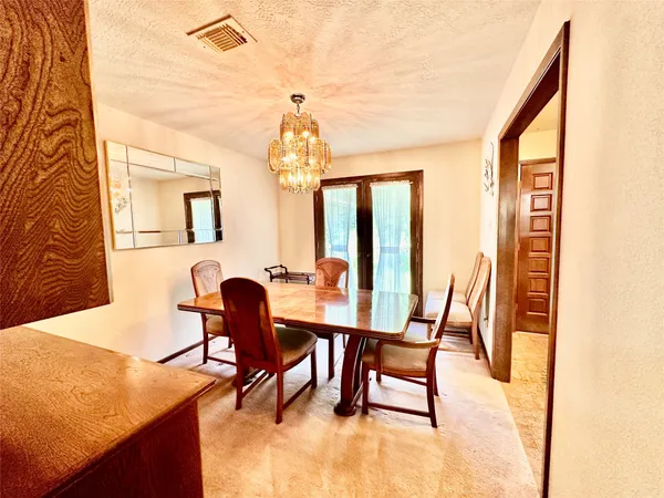 $448,900 | 222 County Road 3085, Colmesneil, TX 75938