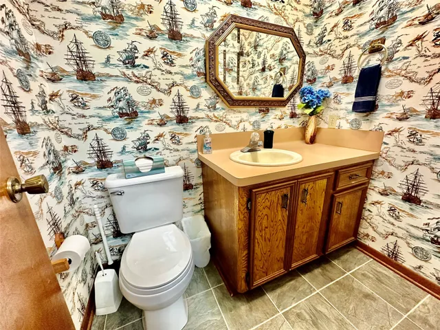 $448,900 | 222 County Road 3085, Colmesneil, TX 75938