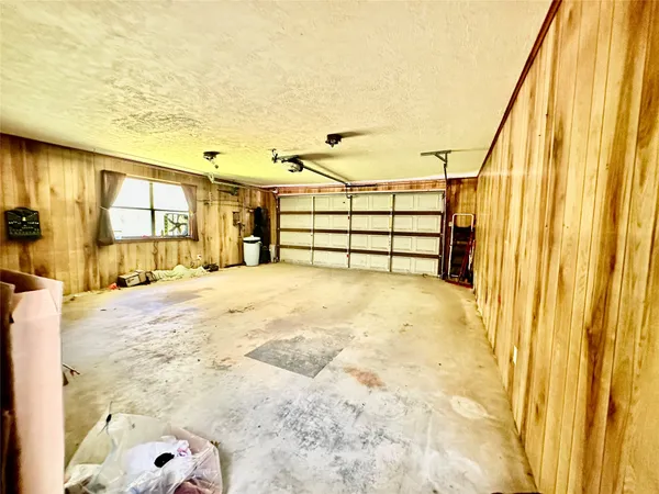 $448,900 | 222 County Road 3085, Colmesneil, TX 75938