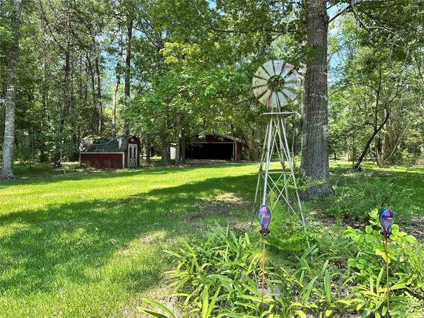 $448,900 | 222 County Road 3085, Colmesneil, TX 75938