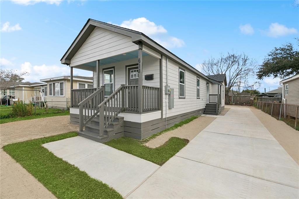 611 MacArthur Avenue Harvey, LA 70058 - Photo 2 of 19