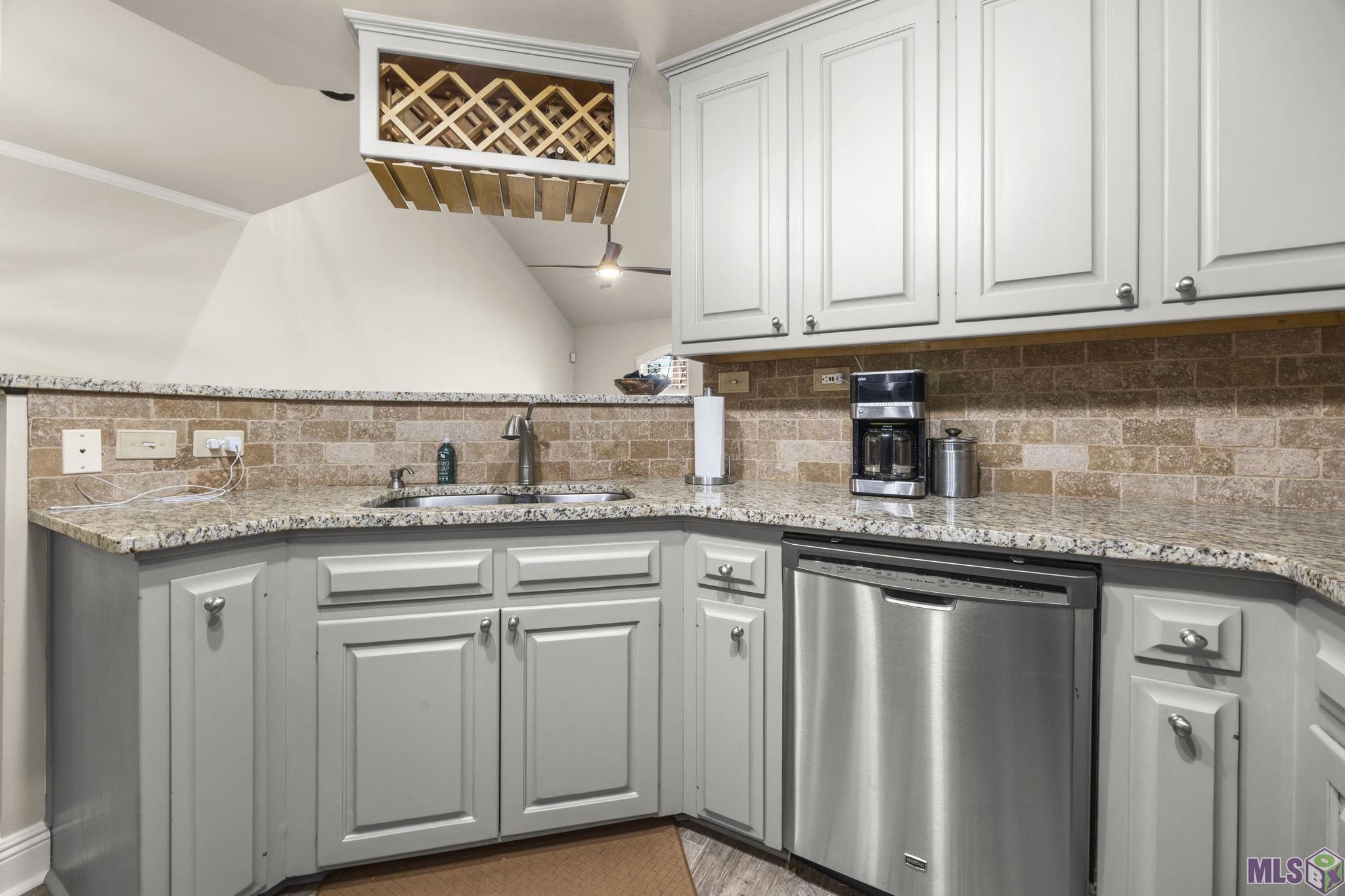 1628 Lobdell Avenue Baton Rouge, LA 70806 - Photo 5 of 18