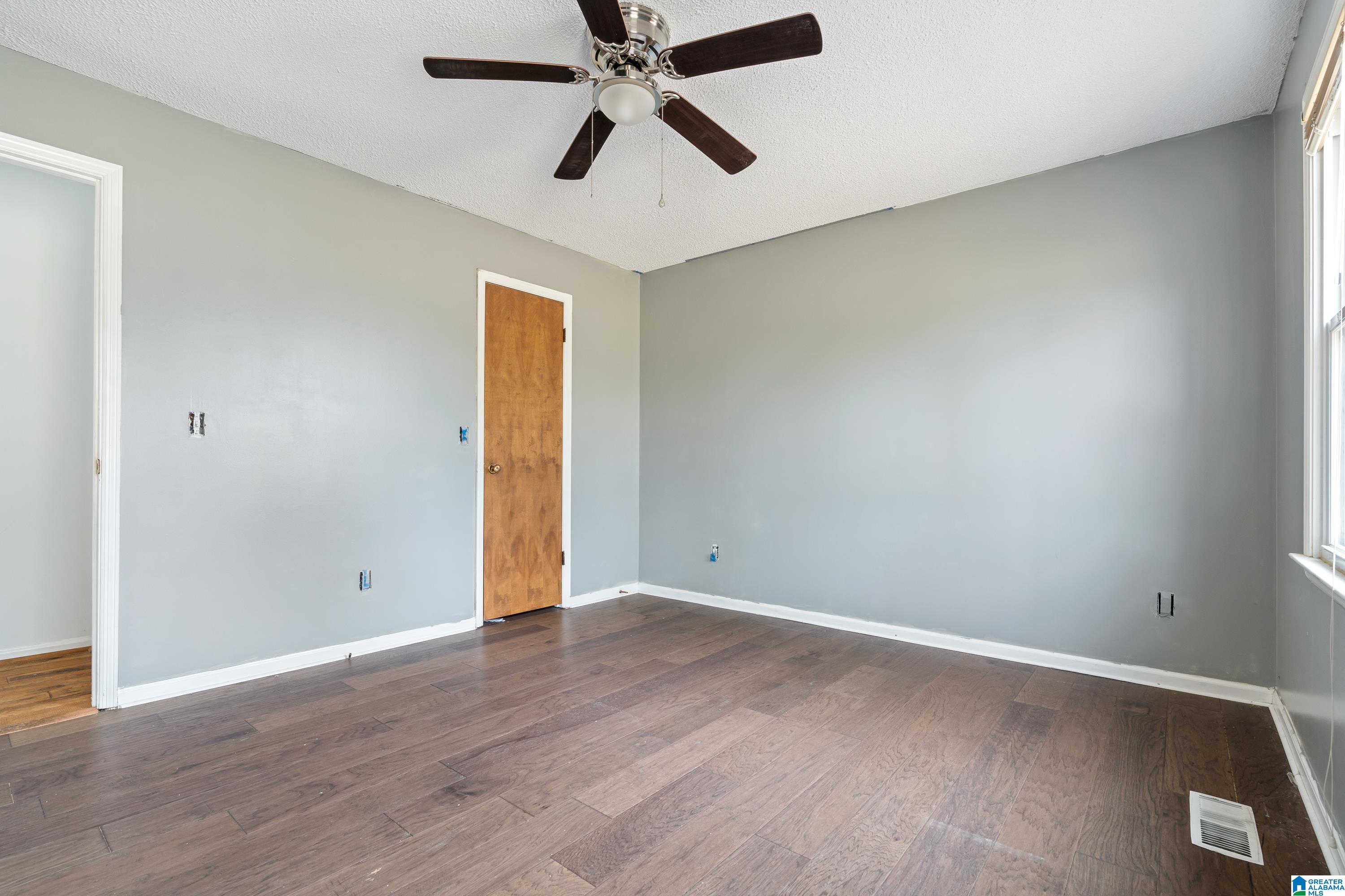 121 Shades Crest Road Birmingham, AL 35226 - Photo 29 of 33