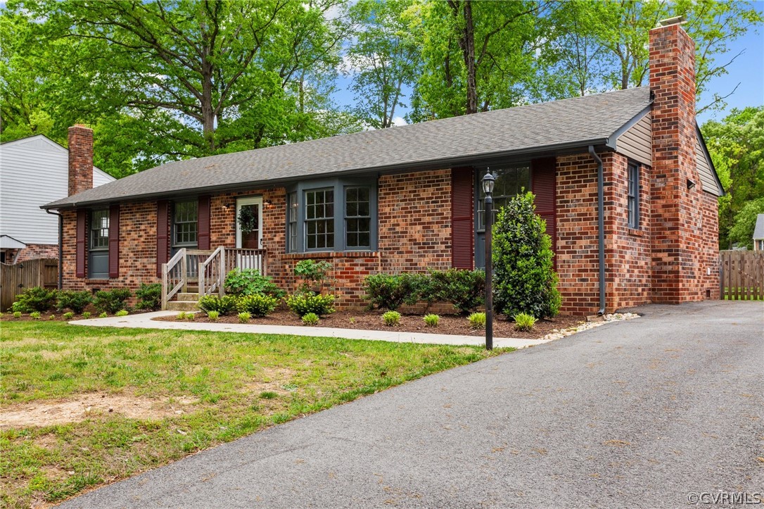 11137 Guilford Road North Chesterfield, VA 23235 - Photo 2 of 41 Gallery Image 2