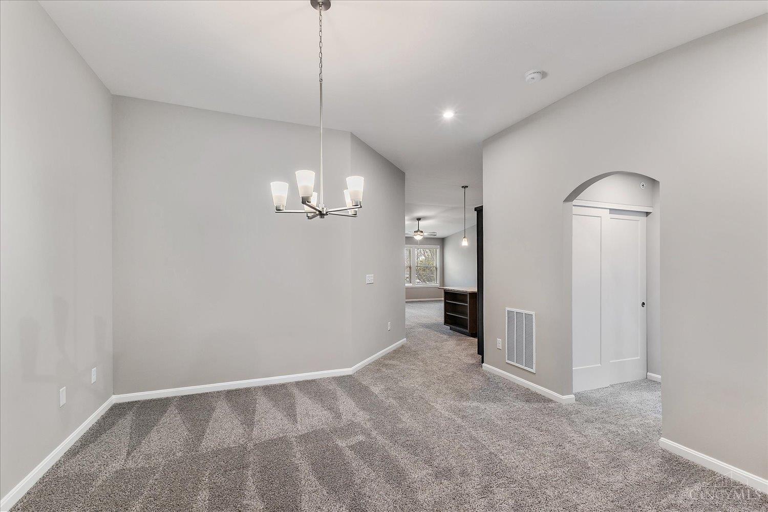 541 Tradition Ridge, Unit 81302 Cincinnati, OH 45245 - Photo 8 of 31