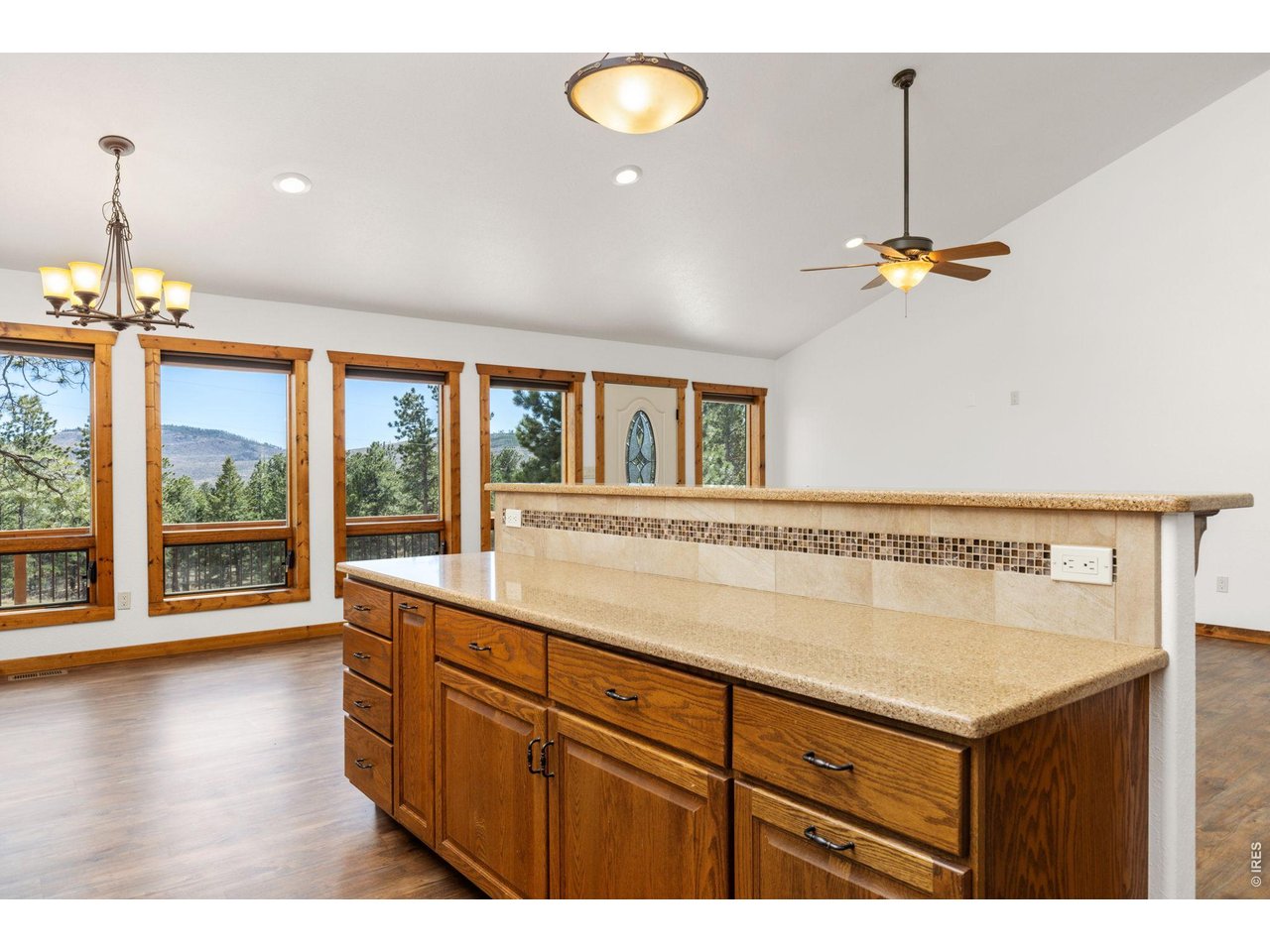3069 Davis Ranch Road Bellvue, CO 80512 - Photo 13 of 39