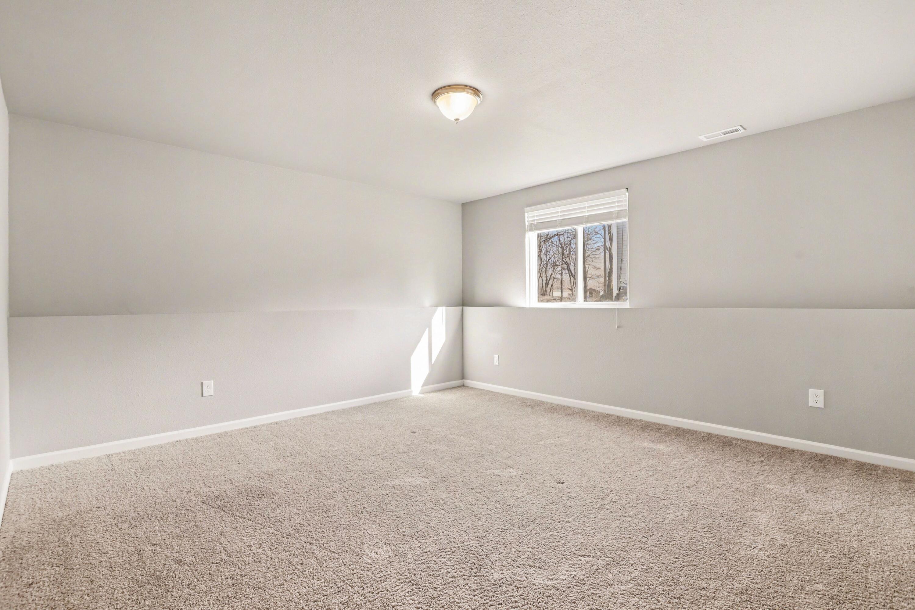 423 Ellsworth Street Bellevue, MI 49021 - Photo 6 of 18 VOB002-i2060-BR4