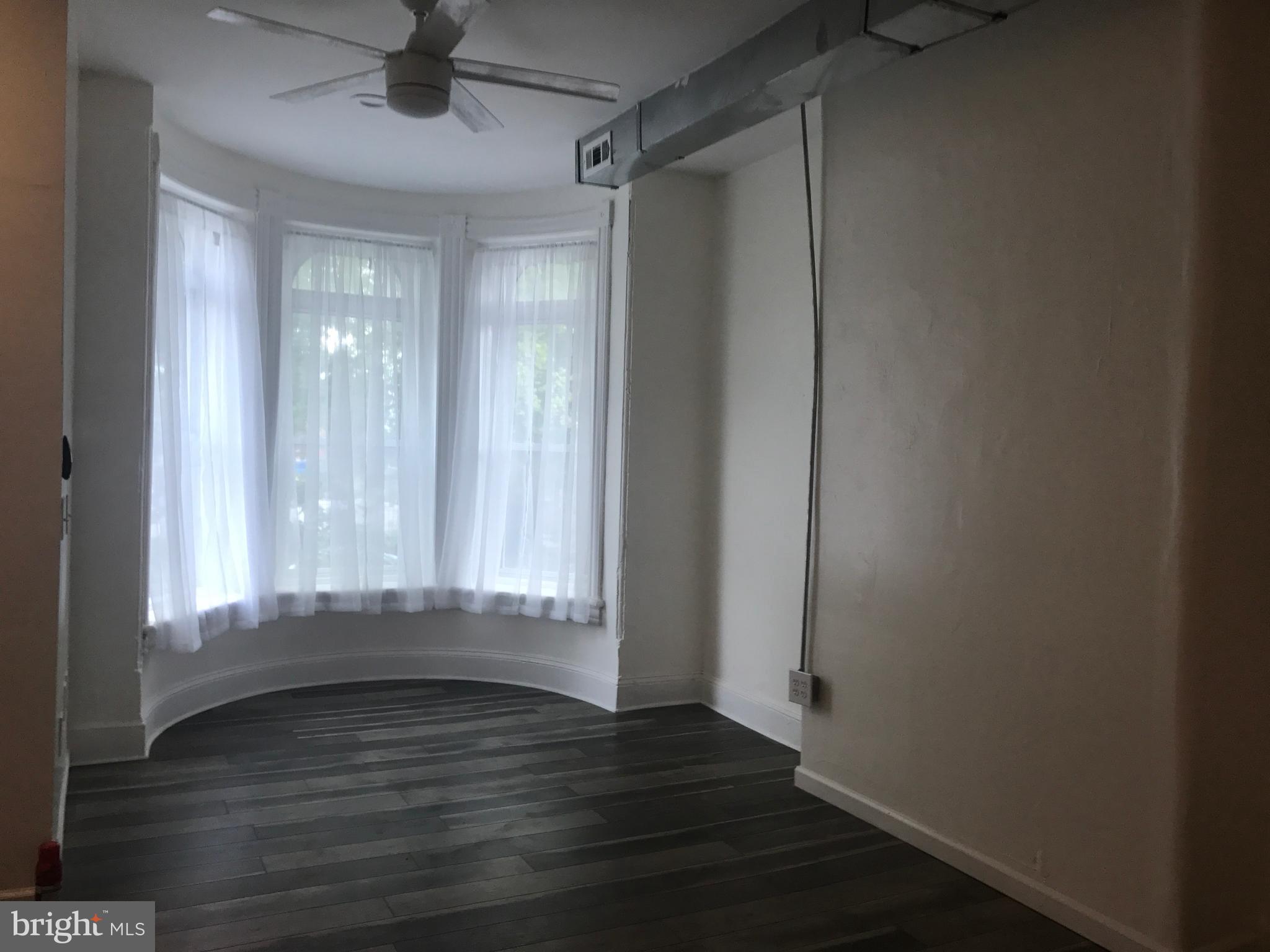 830 7th Street Northeast Washington, DC 20002 - Photo 5 of 15 Living Room