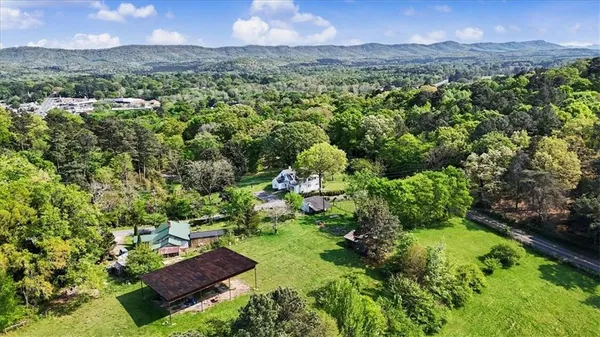 $375,000 | 189 Sturdivant Drive, Summerville, GA 30747