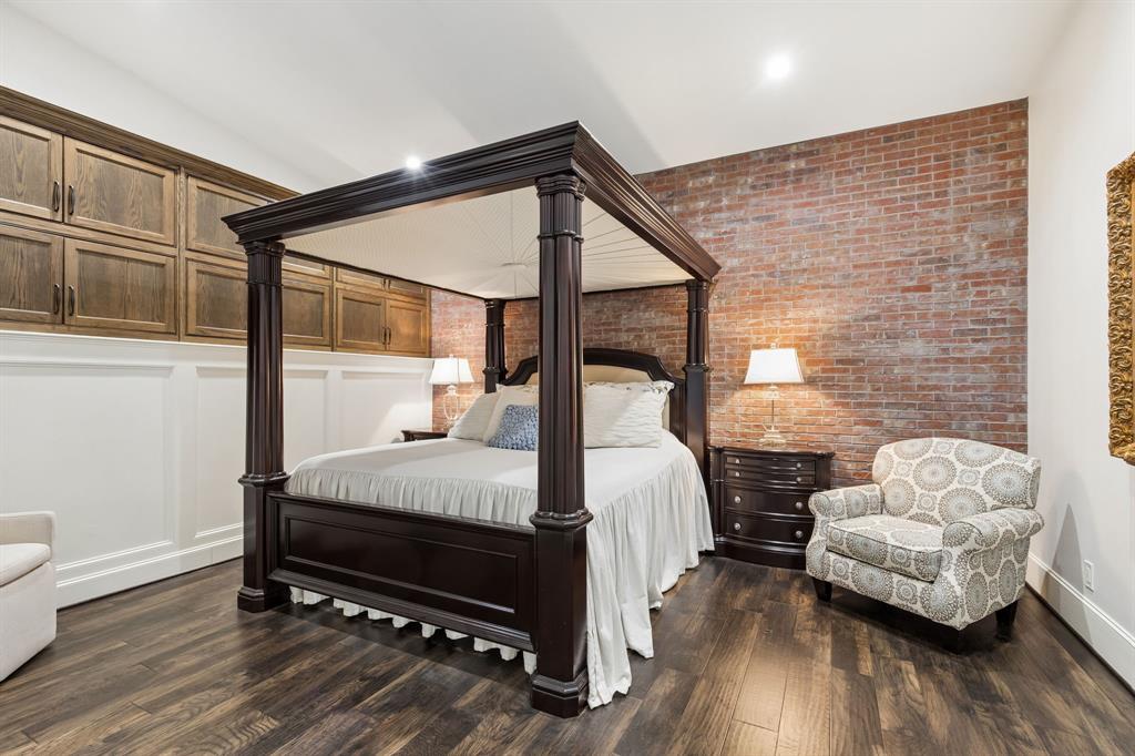 1306 Morrow Road Valley View, TX 76272 - Photo 19 of 40 a bed room with furniture and wooden floor