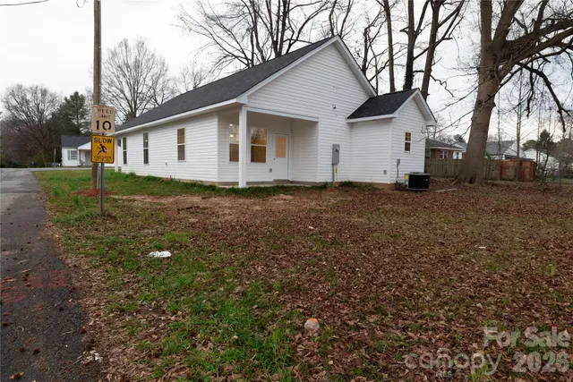 $325,000 | 117 Rollins Street, Stanley, NC 28164