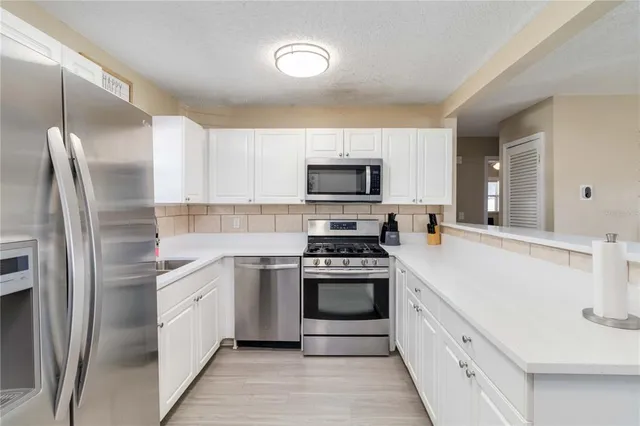 $345,000 | 204 Circle Hill Drive, Brandon, FL 33510