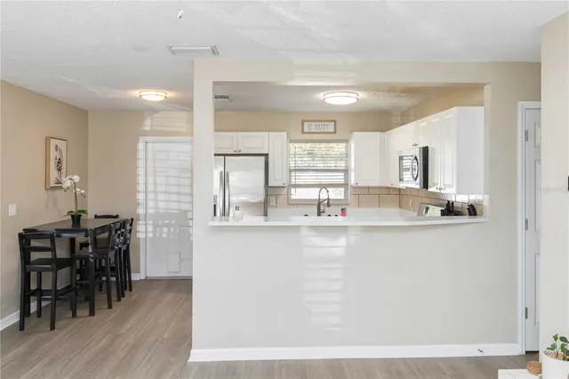 $345,000 | 204 Circle Hill Drive, Brandon, FL 33510