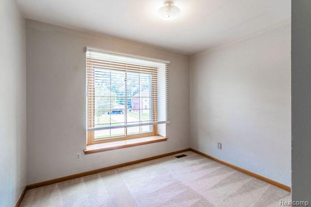 38772 Westchester Road Sterling Heights, MI 48310 - Photo 37 of 58 Gallery Image 37