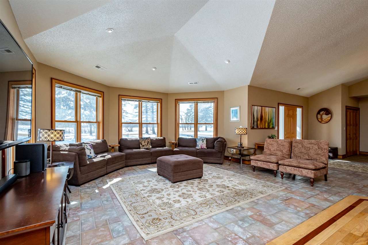 2659 Newport Road Northeast Solon, IA 52333 - Photo 13 of 44 Gallery Image 13